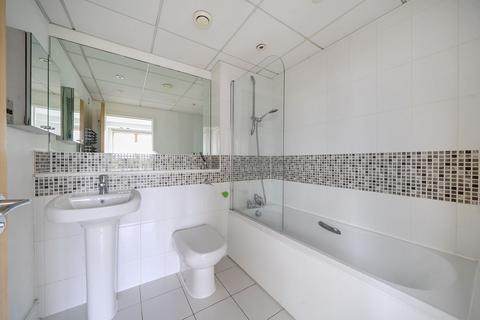 2 bedroom apartment for sale, Albemarle Road, Beckenham BR3