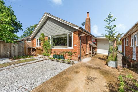 3 bedroom bungalow for sale, Poplar Way, North Baddesley, Southampton, Hampshire, SO52
