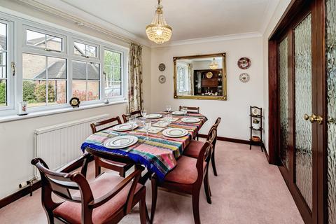 4 bedroom detached house for sale, Bowmans Close, Burnham, Slough