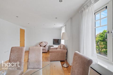 2 bedroom apartment for sale, Chase Side, London