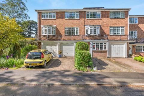3 bedroom townhouse for sale, Lakeside, Snodland