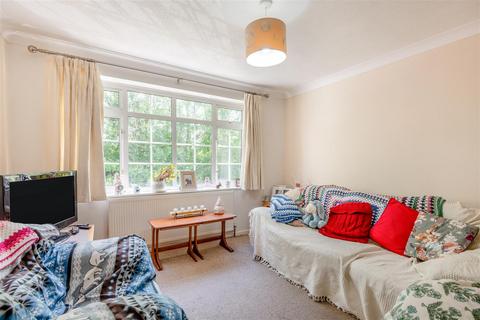 3 bedroom townhouse for sale, Lakeside, Snodland