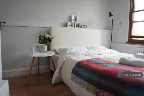 3 bedroom flat to rent, Hartley Court, Oxford, OX2