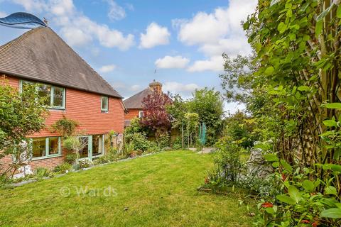 3 bedroom detached house for sale, Ingleden Park Road, Tenterden, Kent