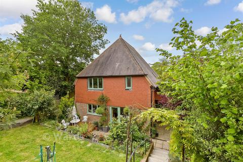 3 bedroom detached house for sale, Ingleden Park Road, Tenterden, Kent
