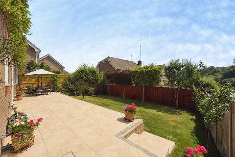 4 bedroom detached house for sale, Mill Rise, Robertsbridge, East Sussex, TN32