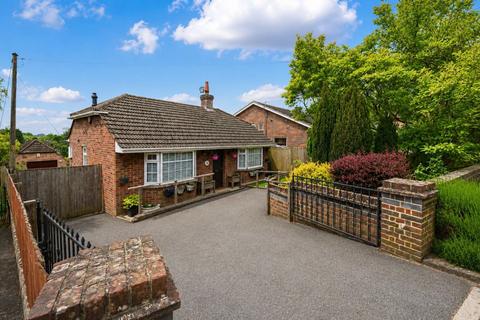 2 bedroom detached bungalow for sale, Lees Road, Ashford TN25