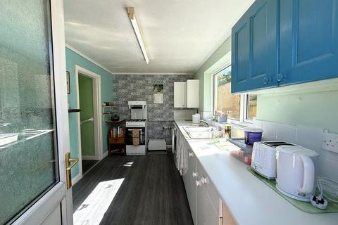 3 bedroom detached house for sale, Ednyfed Hill, Amlwch, Anglesey, LL68