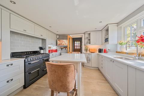 5 bedroom cottage for sale, Woodside Lane, Ashley, New Milton, BH25