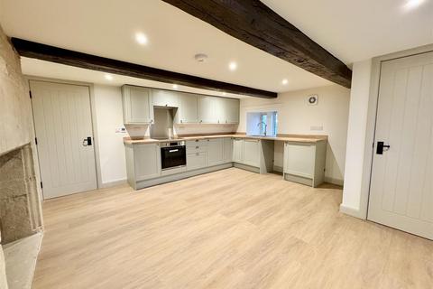 3 bedroom semi-detached house to rent, Bark House Lane, Cawthorne, Barnsley, S75 4AS