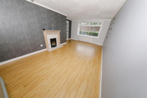 3 bedroom terraced house for sale, Laverock Terrace, Glenrothes