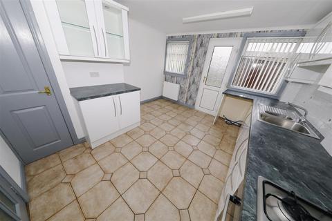 3 bedroom terraced house for sale, Laverock Terrace, Glenrothes