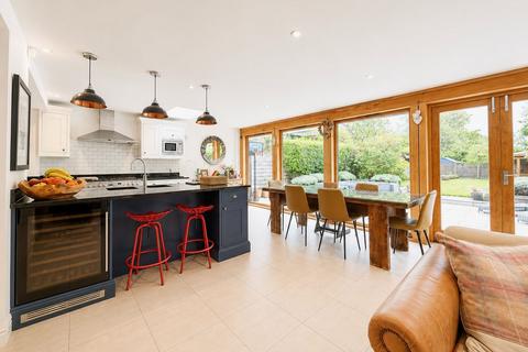 5 bedroom detached house for sale, Earlswood Common, Earlswood, B94 5SJ