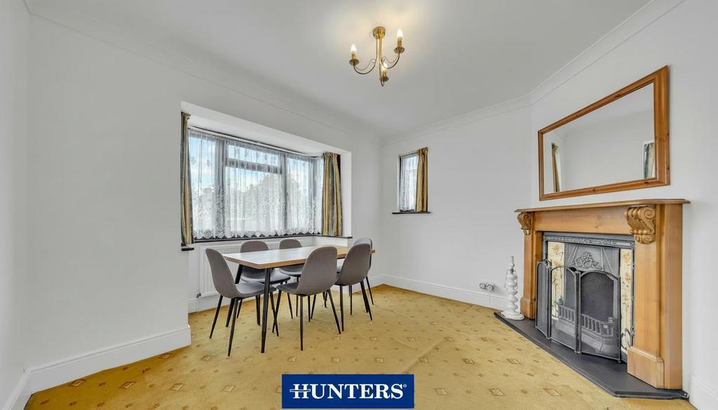 Dining room, fireplace