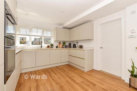 4 bedroom detached house for sale, Hardy Road, St Margarets-At-Cliffe, Dover, Kent