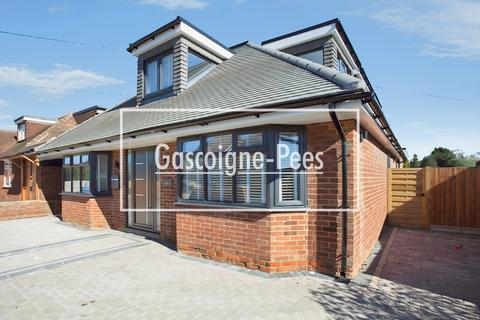1 bedroom in a house share to rent, Hilltop Road, Reading, RG6