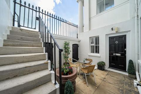 2 bedroom flat for sale, Chichester Terrace, Brighton, East Sussex, BN2