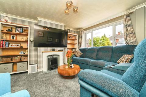 3 bedroom end of terrace house for sale, Sudbrook Way, Gloucester, Gloucestershire, GL4