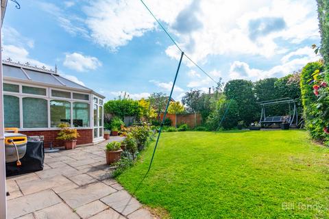 4 bedroom detached house for sale, Hunslet Road, Burntwood, WS7
