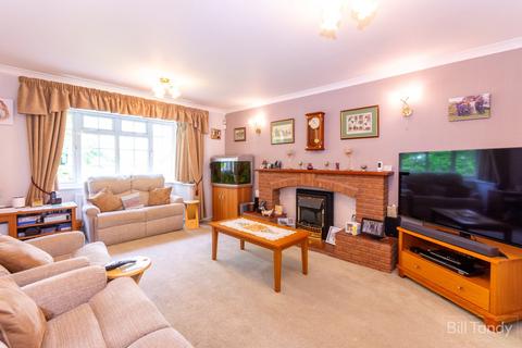 4 bedroom detached house for sale, Hunslet Road, Burntwood, WS7