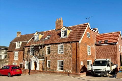Studio to rent, St. Nicholas Street, THETFORD