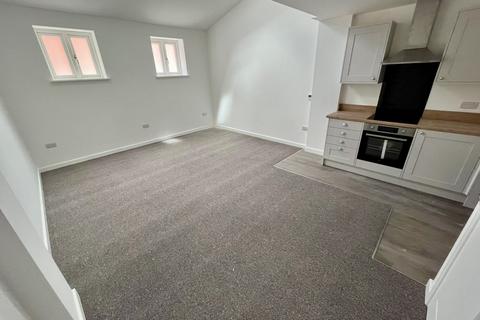 Studio to rent, St. Nicholas Street, THETFORD