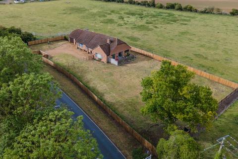 4 bedroom detached bungalow for sale, Bury Road, Bury St. Edmunds IP28