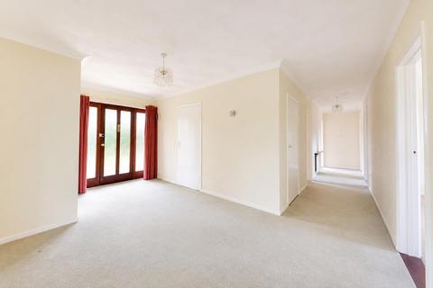 4 bedroom detached bungalow for sale, Bury Road, Bury St. Edmunds IP28