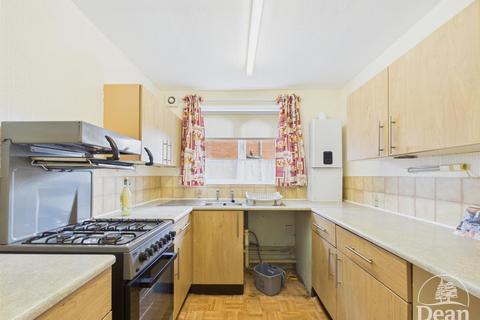 2 bedroom apartment for sale, Kimberley Drive, Lydney GL15