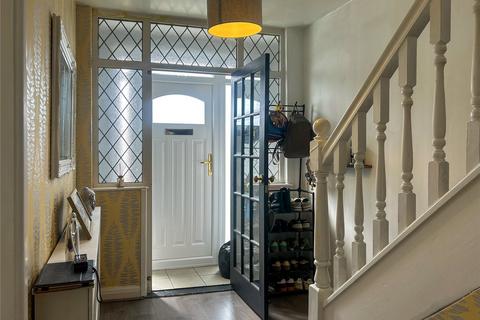 3 bedroom semi-detached house for sale, Parkleigh Drive, Manchester, Greater Manchester, M40