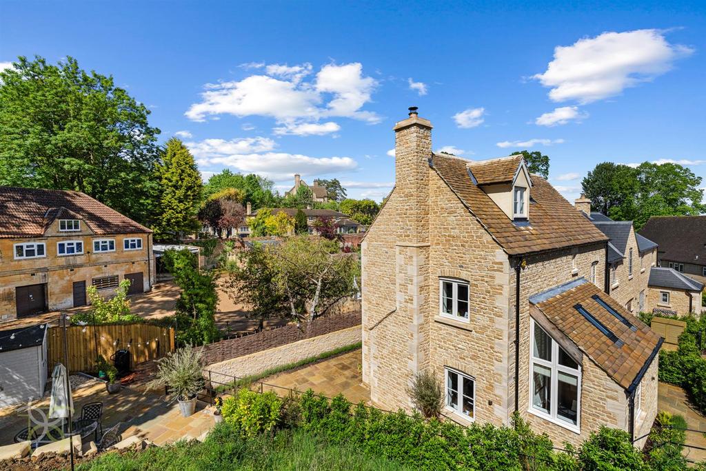 Detached house exterior