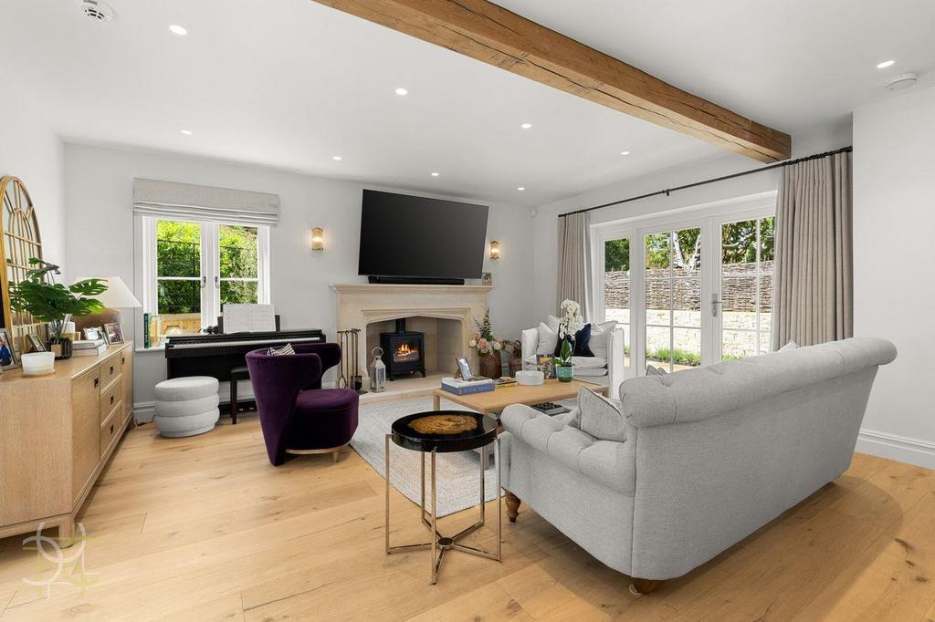 Living room, fireplace