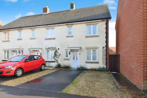 3 bedroom end of terrace house for sale, Nevill Close, Amesbury, SP4 7XW