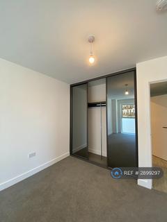 1 bedroom flat to rent, Colmar House, Brentford, TW8