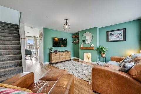 4 bedroom terraced house for sale, Firecrest Road, Tile Kiln, Chelmsford