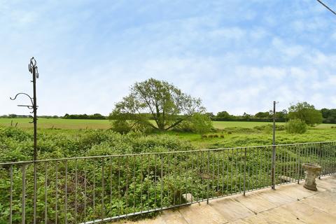 2 bedroom apartment for sale, Burford Road, Lechlade
