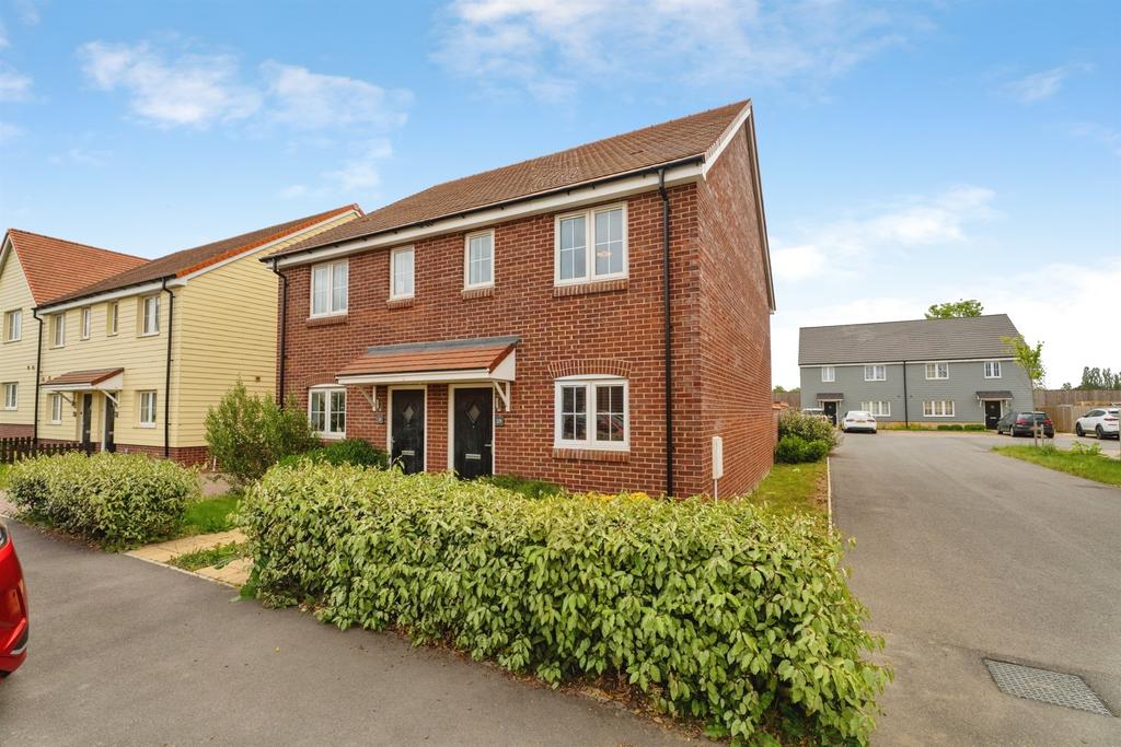 Farrow Road, Bacton, Stowmarket 2 bed semi-detached house for sale - £ ...