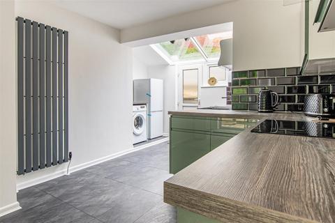 2 bedroom detached bungalow for sale, The Glen, Saltford, Bristol
