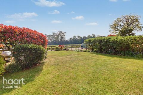 2 bedroom apartment for sale, Main Road, Knockholt