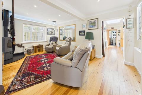 3 bedroom detached bungalow for sale, The Street, Brundall, Norwich