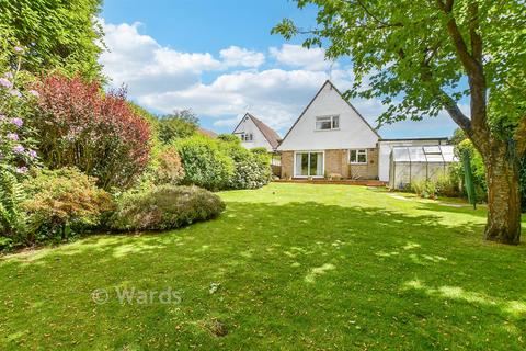 3 bedroom chalet for sale, Hurst Close, Tenterden, Kent