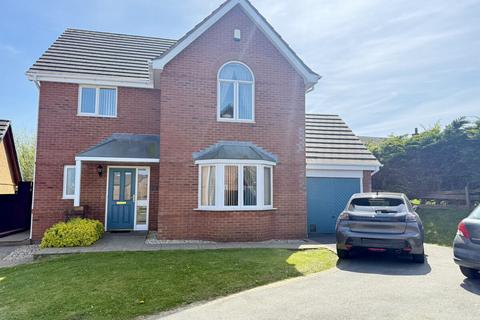 4 bedroom detached house for sale, Bro Caerwyn, Llangefni, Anglesey, LL77