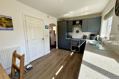4 bedroom detached house for sale, Bro Caerwyn, Llangefni, Anglesey, LL77