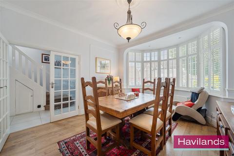 4 bedroom semi-detached house for sale, Halstead Road, London