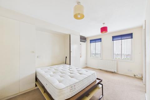 Studio to rent, Slough SL1