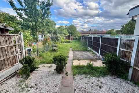 3 bedroom terraced house to rent, Sheppey Road, Dagenham, RM9