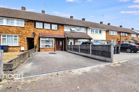 Usk Road, Aveley