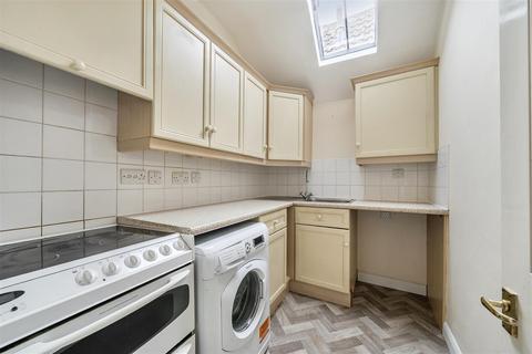 undefined, Market Place, Devizes, SN10