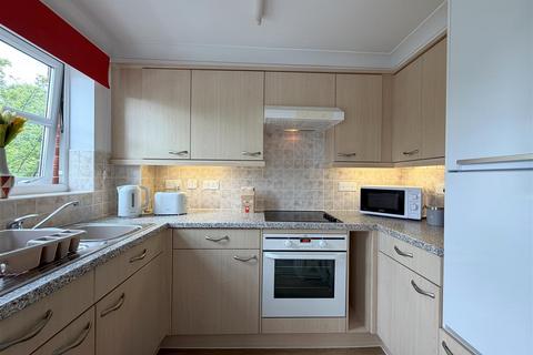 1 bedroom apartment to rent, Fairweather Court, Darlington