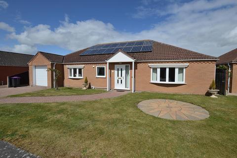 2 bedroom detached bungalow for sale, Clinton Way, Woodhall Spa